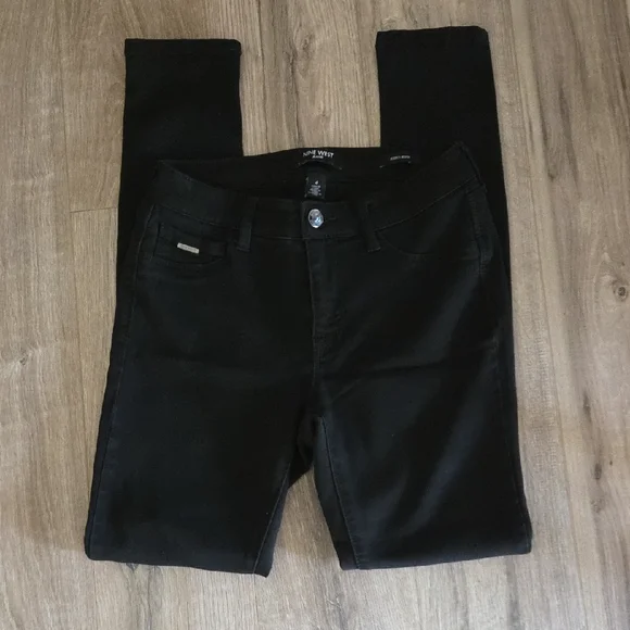 Nine West Black Skinny Jeans - Picture 3 of 8